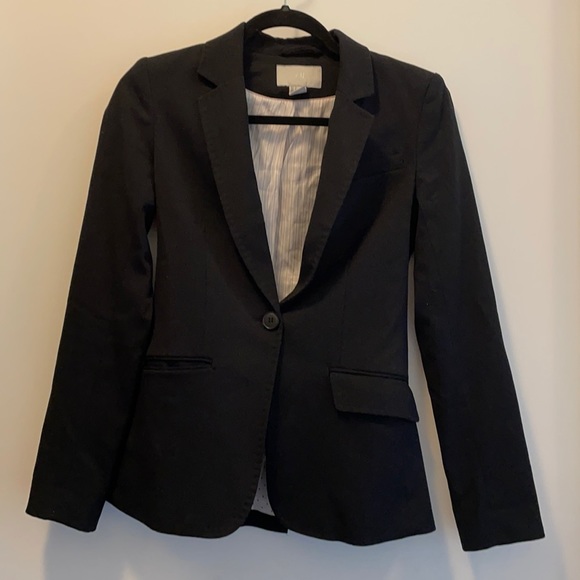 H&M Jackets & Blazers - ** 3 FOR $30 ** Women’s Black Blazer